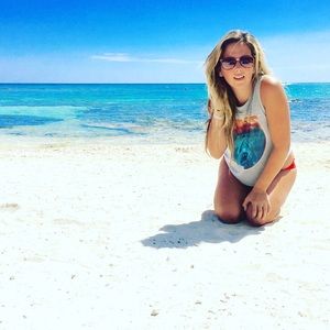 Meet your Posher, Helena