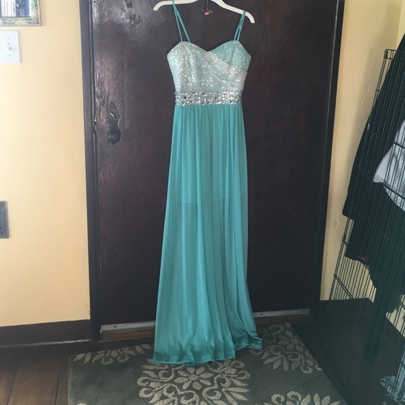 Turquoise and beaded prom dress - Picture 3 of 4