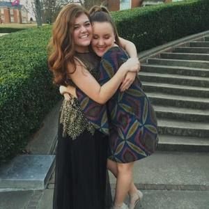 Meet your Posher, Elizabeth