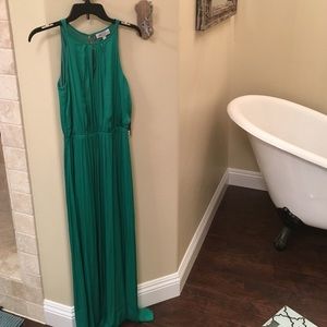 Jennifer Lopez Green Maxi