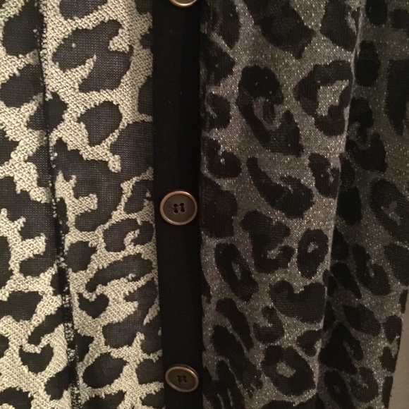 Long cheetah print cardigan - Picture 3 of 4