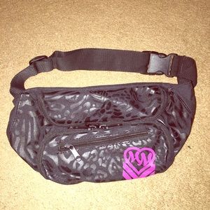 BNWOT METAL MULISHA WAIST PACK