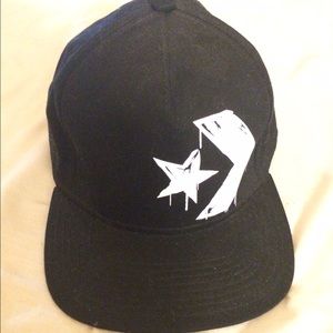 Converse Snapback hat