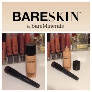 Bareskin Foundation W/Perfecting Face Brush
