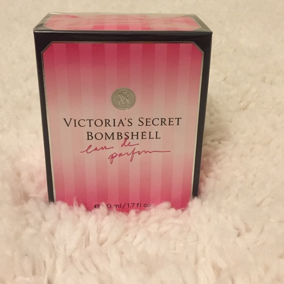 New Victoria's Secret Bombshell perfume