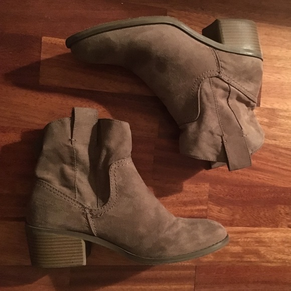 Booties! - Picture 1 of 1