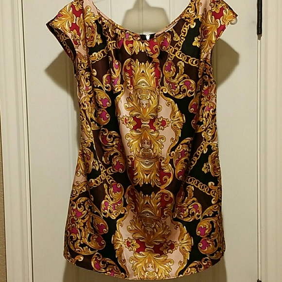 WORTHINGTON very classy top.
