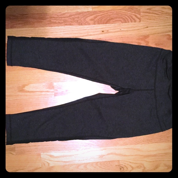 Zella Capri workout pants