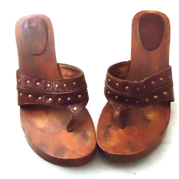 mia wooden sandals