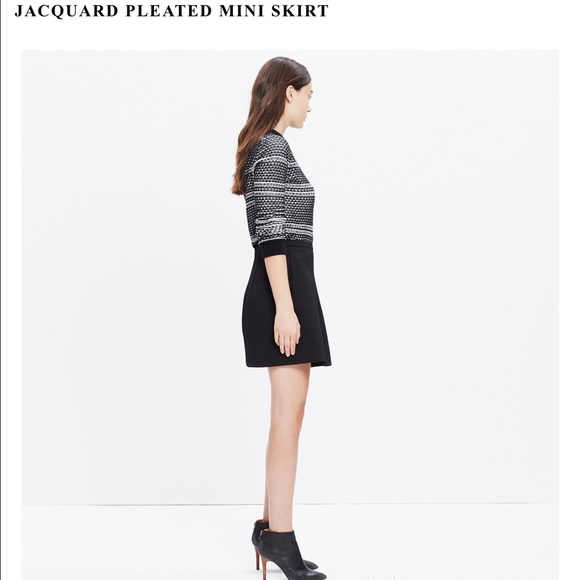 Jacquard pleated mini skirt - Picture 3 of 4