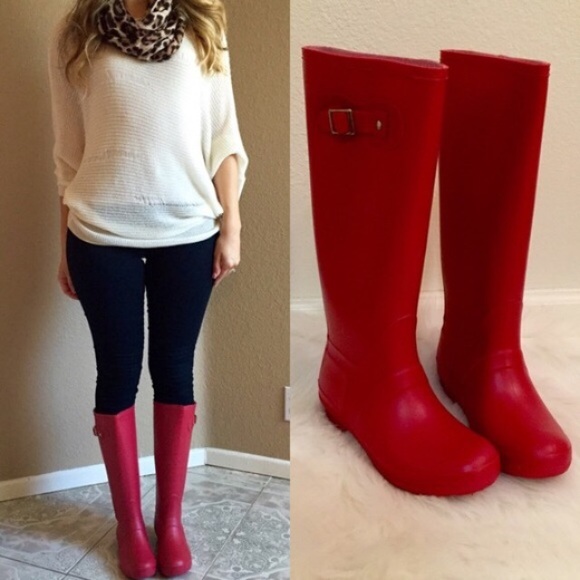 Boutique Shoes - Knee High Buckle Rain Boots (LAST 10!)
