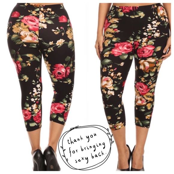 💥HP 10/23💥FLORAL PRINT PLUS SIZE CAPRI LEGGINGS - Picture 2 of 2