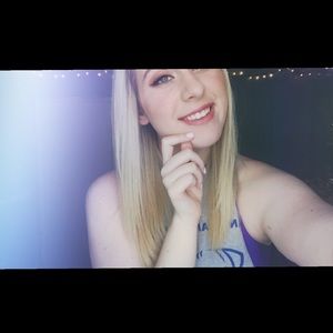 Meet your Posher, Megan