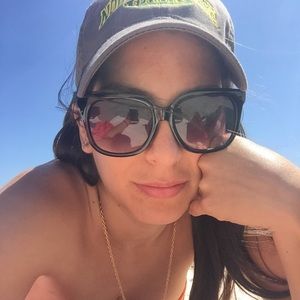 Meet your Posher, Ej