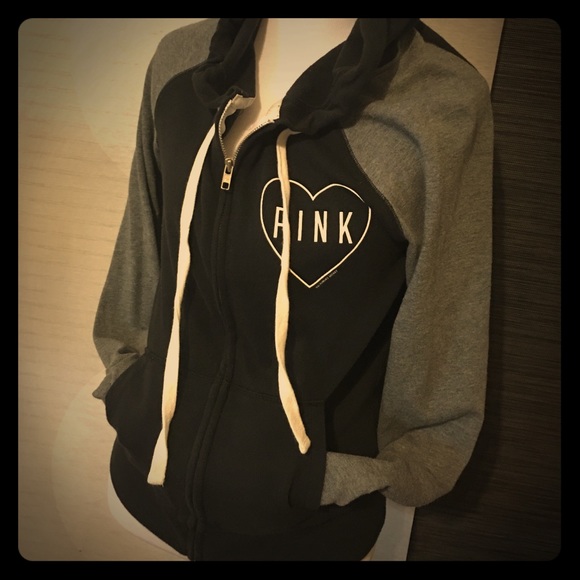 VS PINK CLASSIC COLOR-BLOCK HOODIE