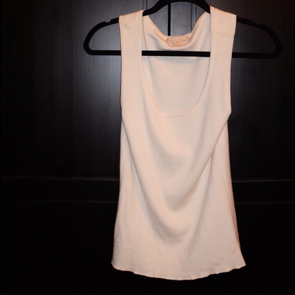 Beautiful 100% Cashmere MK collection tank