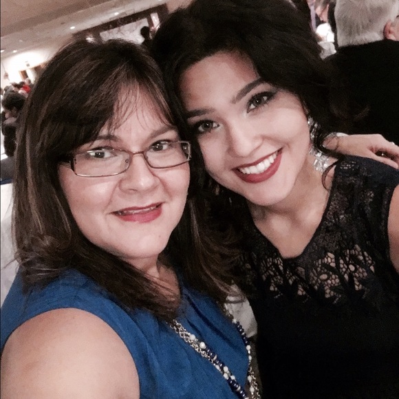 Meet your Posher, Andrea