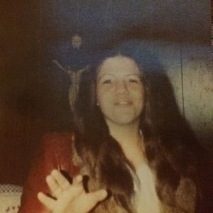 Meet your Posher, Sharon