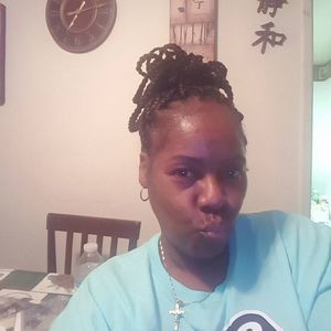 Meet your Posher, Johnette