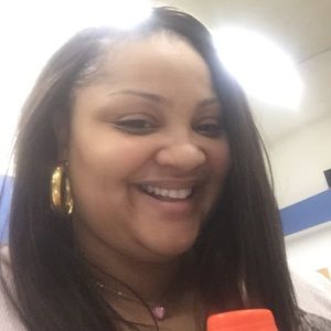 Meet your Posher, Stacy