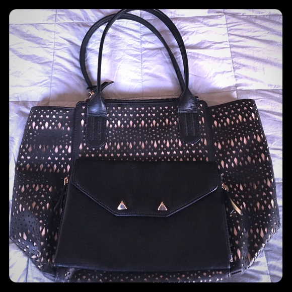 Stella and Dot The Shift Perf Bag