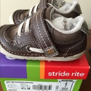 Stride Rite 4.5M  Baby Boy Shoes