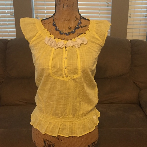 Abercrombie & Fitch Tops - Cute Abercrombie & Fitch Top