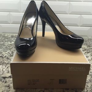 Michael Kors Black Pumps
