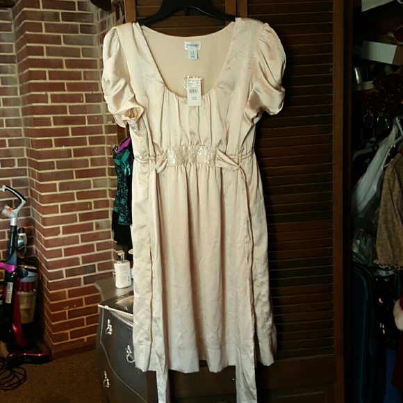 Gold maternity dress