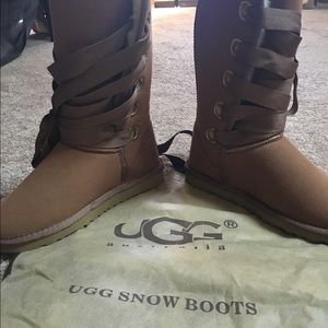 Uggs snow boots