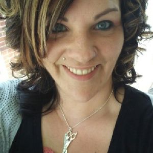 Meet your Posher, Yolanda