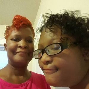 Meet your Posher, Tara