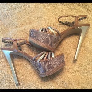 Jessica Simpson Skye Platform Heels