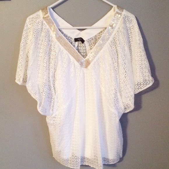Host Pick Boho Chic White Gold Top - Picture 2 of 3