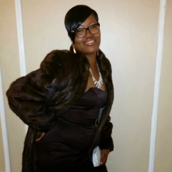 Meet your Posher, Keisha