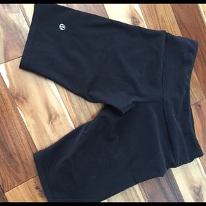 Lululemon Reversible Compression Shorts Sz 4