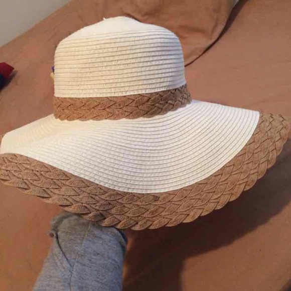 Sun hat