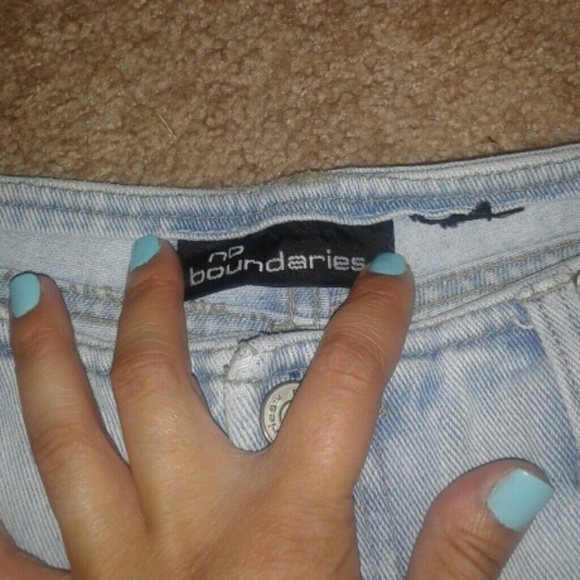 Jean Capris - Picture 3 of 3