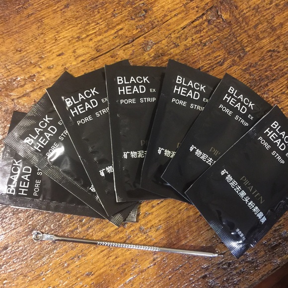 Blackhead remover with 💵FREE💵 extractor.