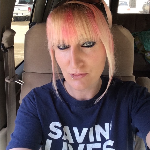 Meet your Posher, Wanueta