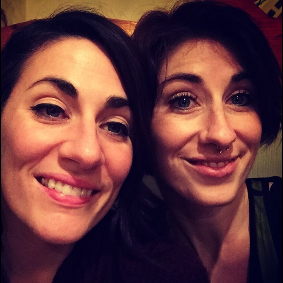 Meet your Posher, Erienne - Picture 1 of 1