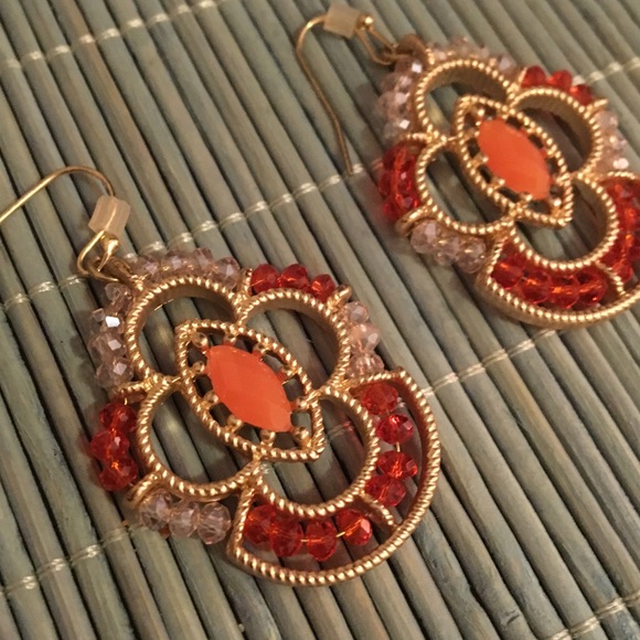 Orange & Gold Beaded Hook Earrings💛 - Picture 2 of 3
