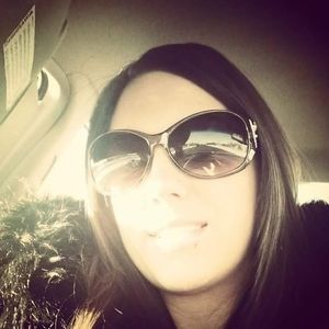 Meet your Posher, Kelli