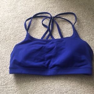 Athleta bra top size small worn a couple times.