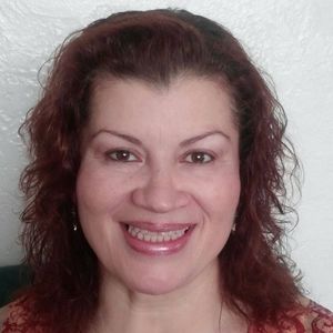 Meet your Posher, Evelyn