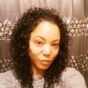 Meet your Posher, Neisha