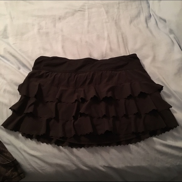 LULULEMON skirt