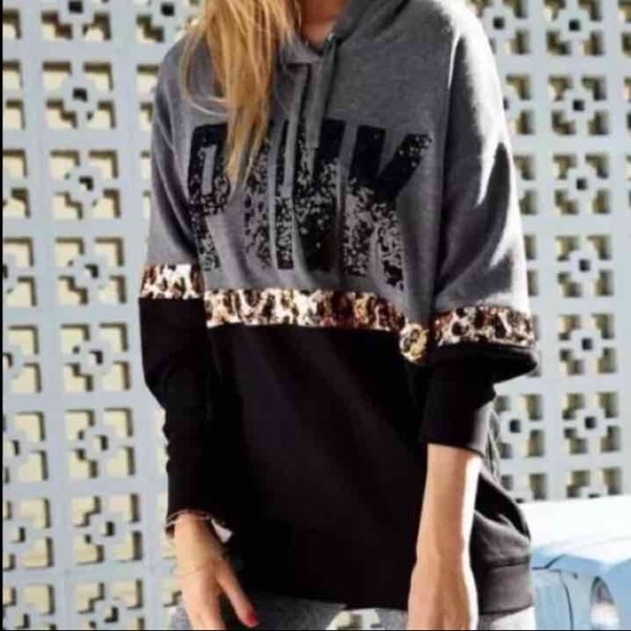 ISO ISO in this sweater! XS