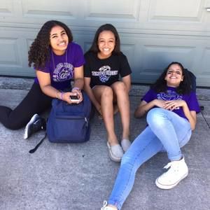 Meet your Posher, Naomi