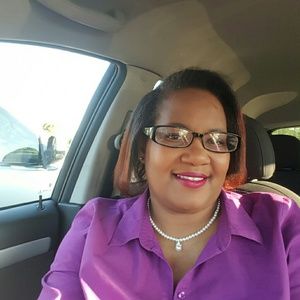 Meet your Posher, Myra